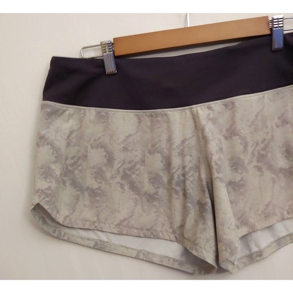 Vuori taupe shortie shorts Medium - Picture 2 of 10